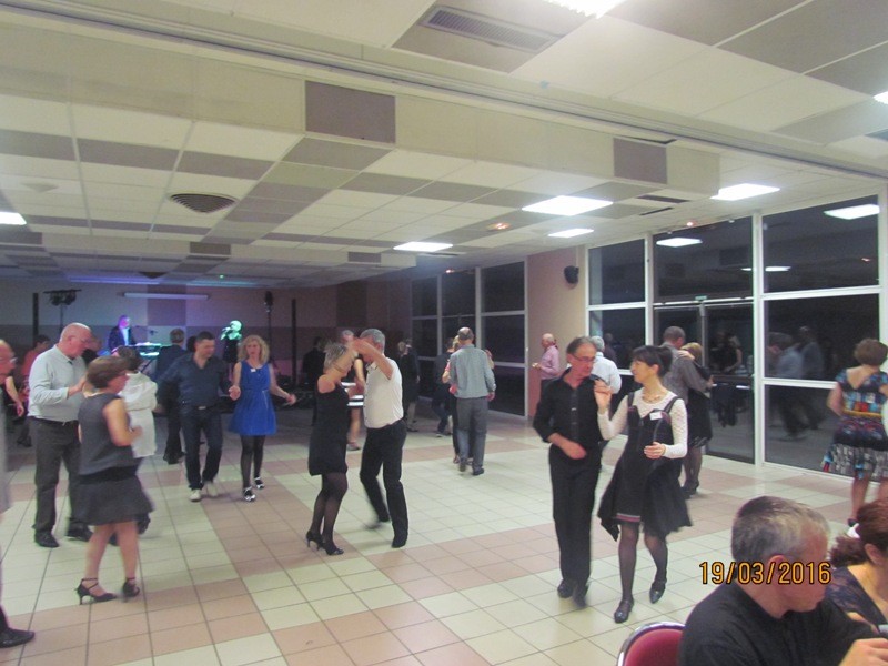 Association Générations danses de Ste Reine de Bretagne Association Générations danses de Ste Reine de Bretagne