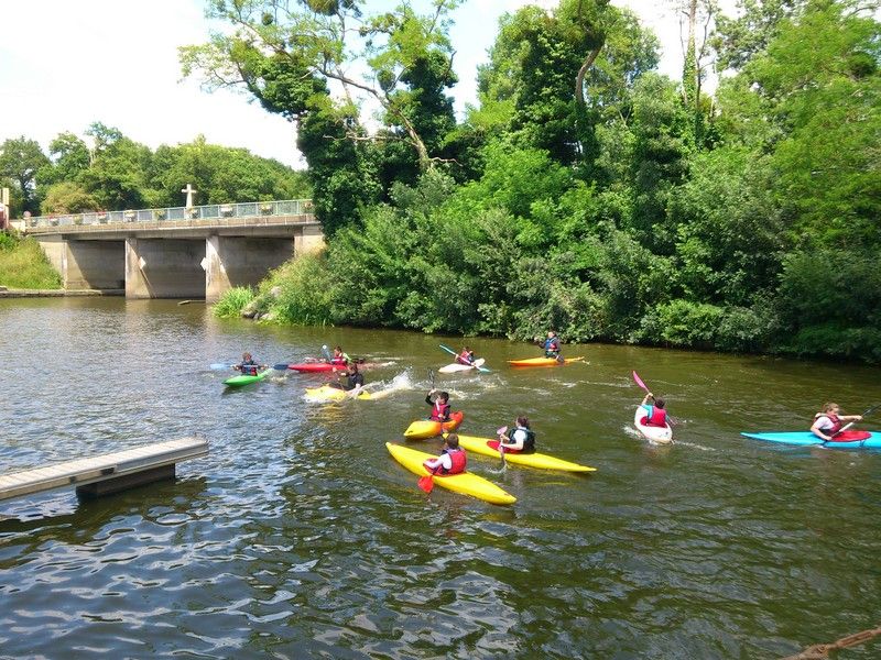 Canoe au départ de Guenrouet sur le canal de Nantes à Brest