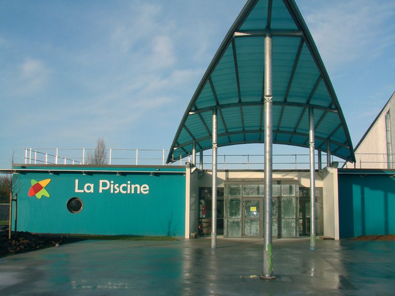 Entrée principale de la piscine