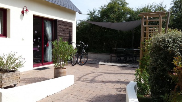 Photo 0