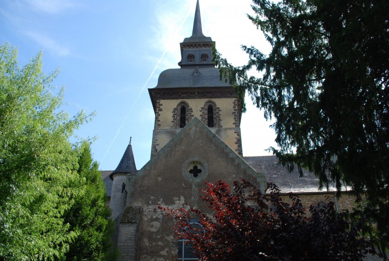 Eglise abbatiale de St Gildas des Bois